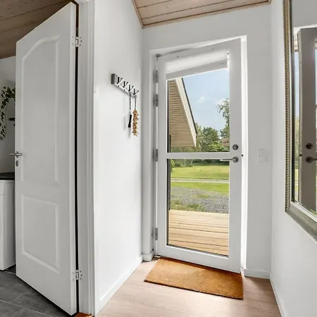Luukas - 150m From The Sea By Interhome